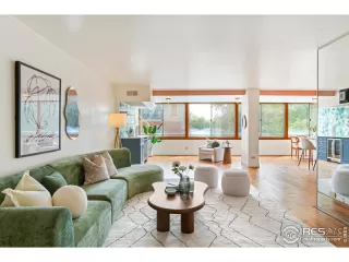 Photo #3: 1042791 Listing 