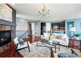 Photo #6: 1042871 Listing