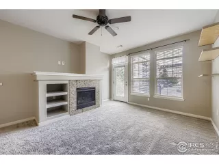 Photo #6: 1042943 Listing