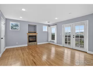 Photo #3: 1043190 Listing