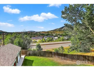 Photo #5: 1043190 Listing