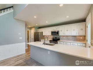 Photo #3: 1043286 Listing 