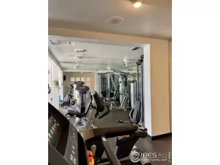 Photo #5: 1043423 Listing