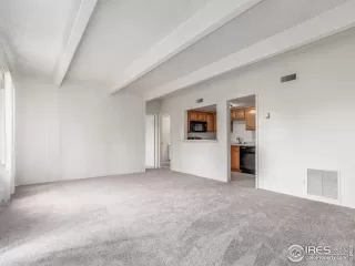 Photo #2: 1043578 Listing 