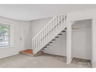 Photo #6: 1043642 Listing