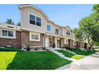 Photo #2: 1043756 Listing