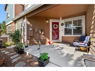 Photo #2: 1043922 Listing