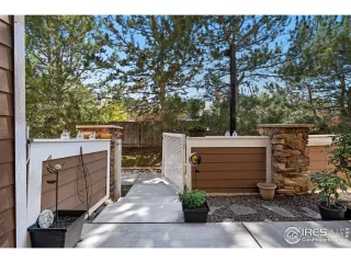 Photo #6: 1043922 Listing