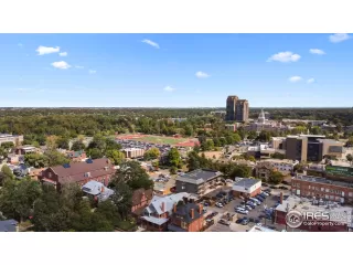 Photo #2: 1043999 Listing