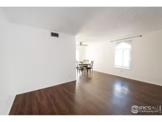 Photo #4: 1044052 Listing 