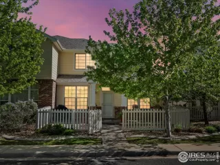 Browse active condo listings in WALNUT GROVE