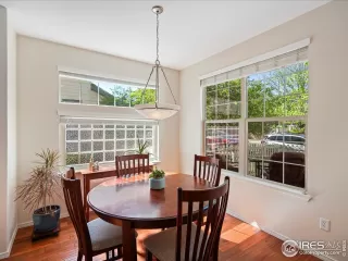 Photo #6: 1044111 Listing 