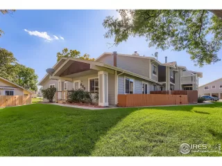 Photo #2: 1044425 Listing