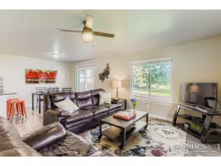 Photo #6: 1044425 Listing