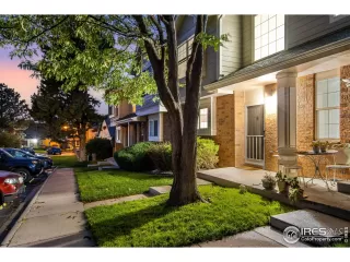 Browse active condo listings in QUAIL RUN