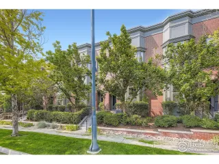 Photo #3: 1044695 Listing