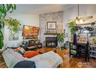 Photo #2: 1045244 Listing 