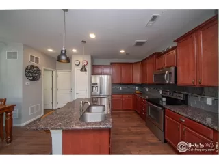 Photo #6: 1045261 Listing 