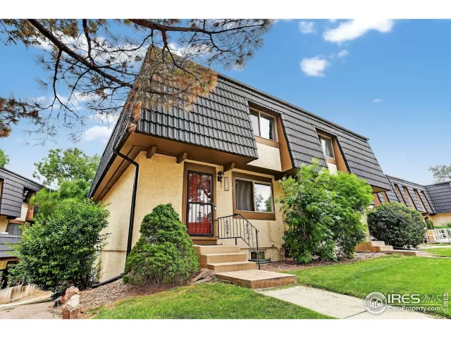 MLS: 1045366 Condo For Sale