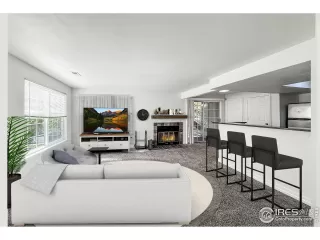 Photo #5: 1045649 Listing