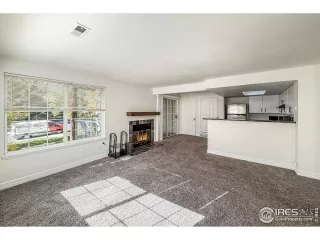 Photo #6: 1045649 Listing