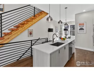 Photo #2: 1045952 Listing 