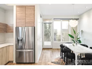 Photo #6: 1046062 Listing