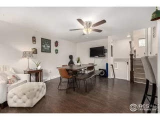 Photo #5: 1046221 Listing