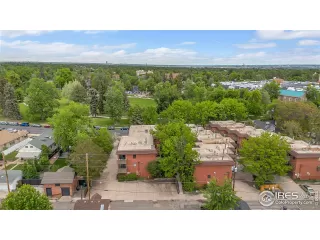 Photo #6: 1046241 Listing