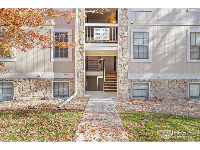 MLS: 1046367 Condo For Sale