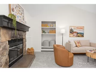 Photo #6: 1046367 Listing