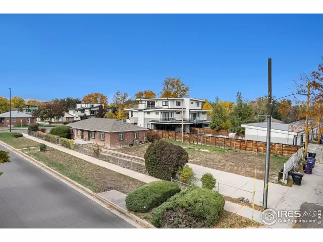 MLS: 1046424 Condo For Sale