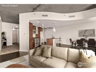 Photo #2: 1046564 Listing