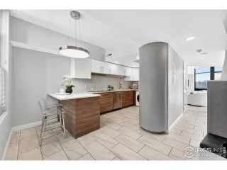 Photo #3: 1046660 Listing 