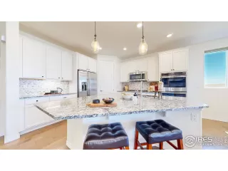 Photo #6: 1046697 Listing 