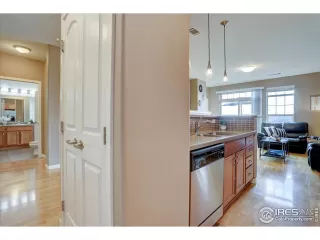 Photo #2: 1046721 Listing