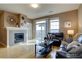 Photo #6: 1046721 Listing