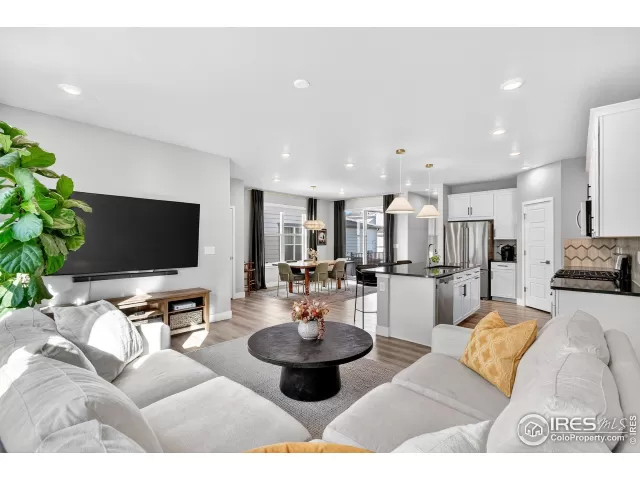 MLS: 1046778 Condo For Sale