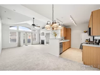 Photo #4: 1046810 Listing