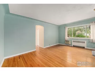 Photo #4: 1046870 Listing 