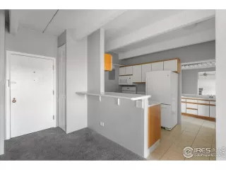 Photo #2: 1046909 Listing