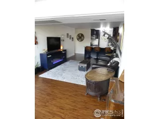 Photo #4: 1047003 Listing