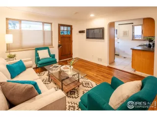 Photo #3: 1047022 Listing 