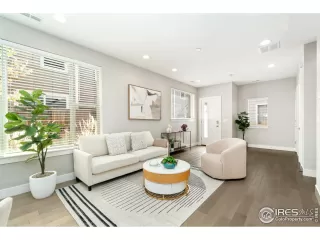 Photo #2: 1047091 Listing 