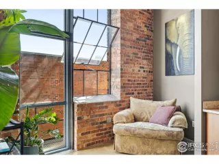 Photo #4: 1047371 Listing