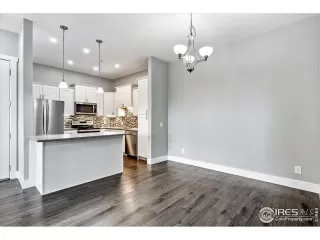 Photo #4: 1047432 Listing