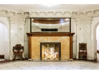 Photo #6: 1047433 Listing