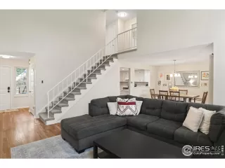 Photo #5: 1047668 Listing 