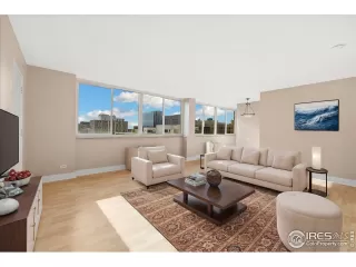 Photo #2: 1047927 Listing 