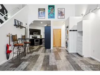 Photo #5: 1047974 Listing 